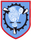 Ein stilisiertes Emblem zeigt eine Eule mit einem Zahnrad auf blauem Hintergrund, umgeben von Pfeilen.