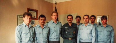 BtlKdr OTL Clauß mit Besuch von NVA Offizieren beim PzGrenBtl 162 (1990 - Foto: Archiv PzGrenBtl 162)