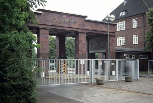 Das Tor der ehemaligen Graf-Goltz-Kaserne