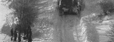 Schneemassen wegräumen mit einem Bergepanzer (1979)