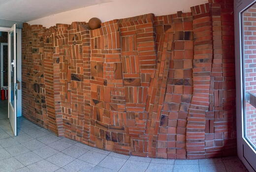 Kunst am Bau - Liliencron-Kaserne - Stabsgebäude - Bresche (Sören Kuhrt - 2020-11-19)