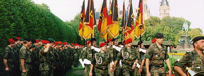 Auflösungsappell der 6. PzGrenDiv in Schwerin (1997)