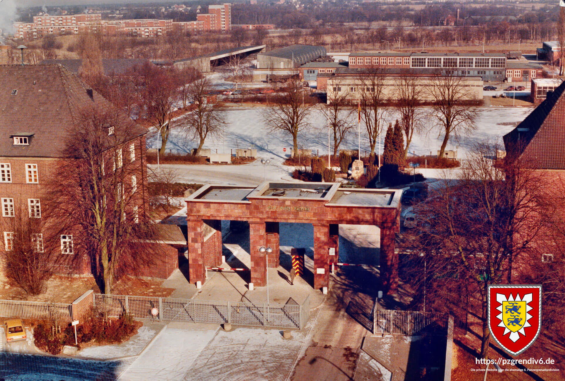 Eingang der Graf-Goltz-Kaserne von oben (Kothe)