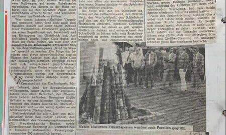 Zeitungsseite mit Artikeln und Schwarz-Weiß-Fotos von einer Feier in Ladelund, darunter ein Bild von gegrillten Forellen.